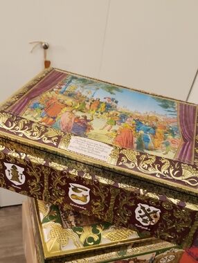 Box Tin Rare Find